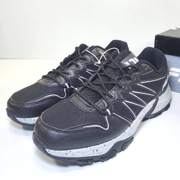 *NEW* FILA MEN\'S QUADRIX TRAIL SNEAKER. BLACK GRAY. SIZE: 10 main image 14